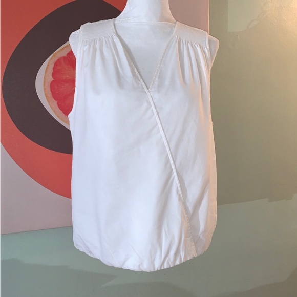 Banana Republic Top - Picture 5 of 8